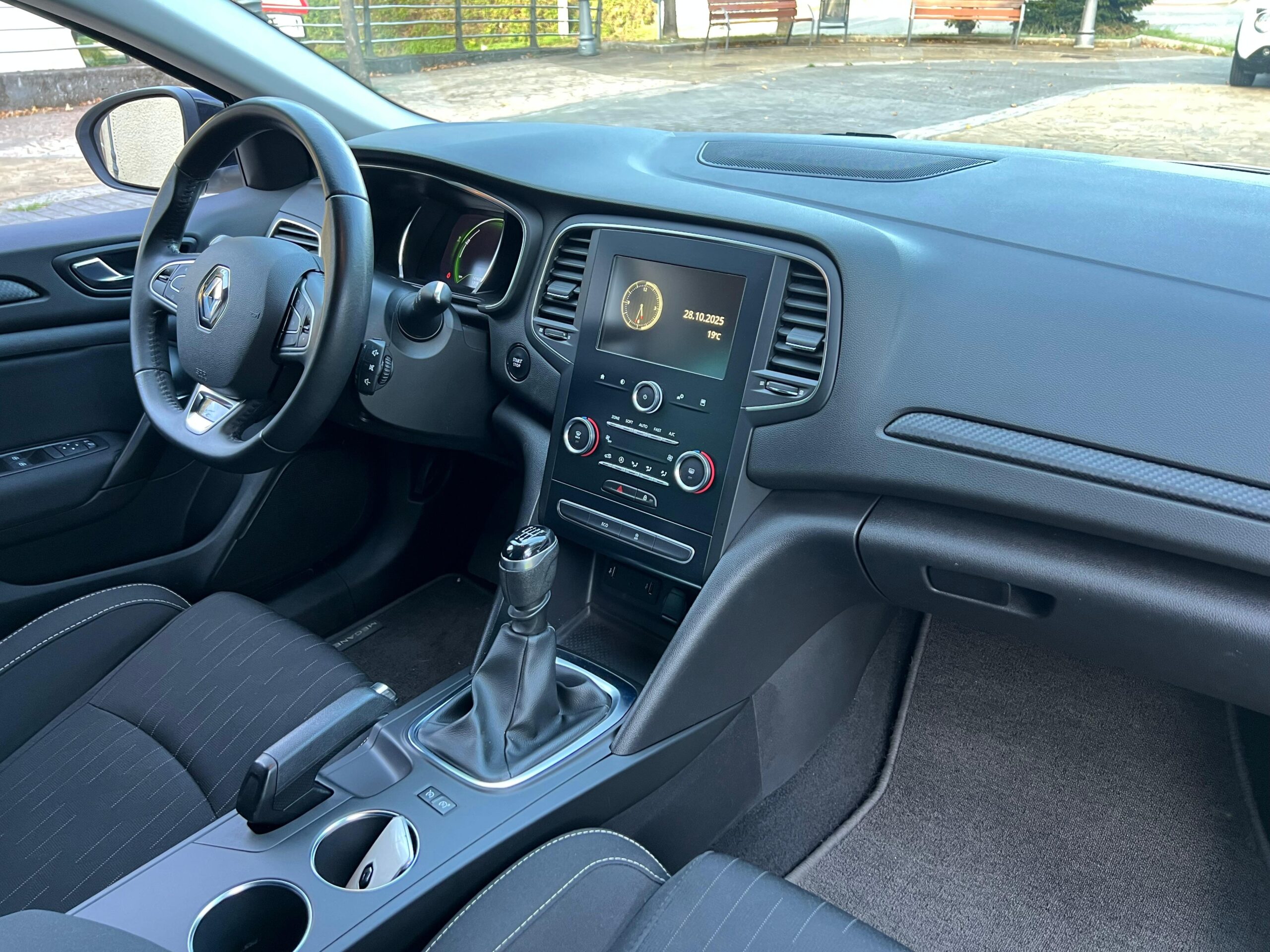 Imagen de WhatsApp 2025-10-28 a las 18.02.07_b6d76b68